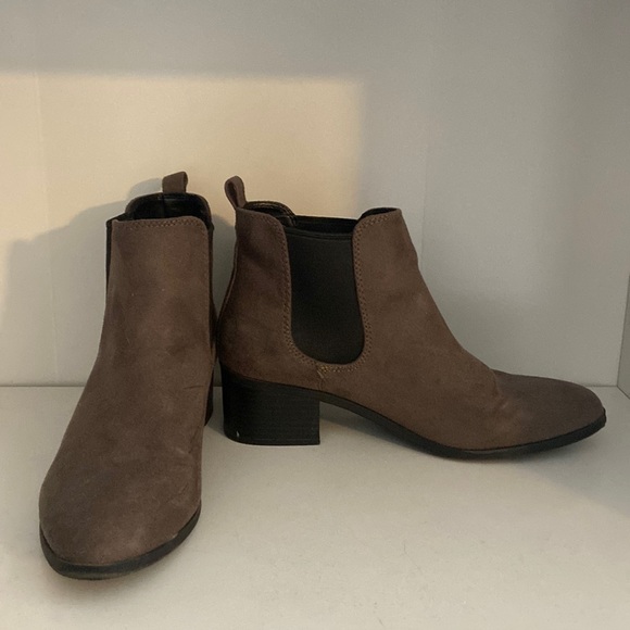 Booties - Picture 3 of 6